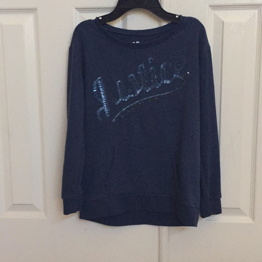 Dressy sweatshirt